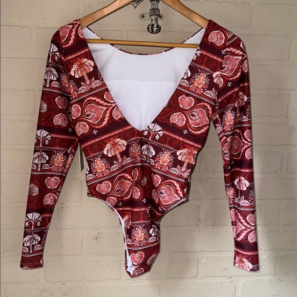 Phax Swimsuit Small Twist Front Long Sleeve One Piece Warm Brown NEW one piece - Picture 3 of 3